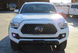 2018 Toyota Tacoma - Thumbnail 11