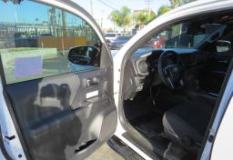 2018 Toyota Tacoma - Thumbnail 21