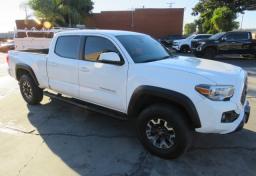 2018 Toyota Tacoma - Thumbnail 1