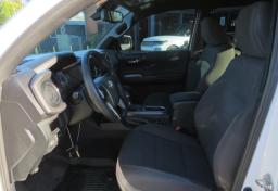 2018 Toyota Tacoma - Thumbnail 25