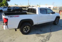 2018 Toyota Tacoma - Thumbnail 8