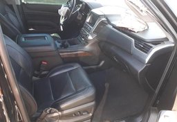 2019 Chevrolet Suburban - Thumbnail 5