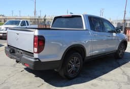 2019 Honda Ridgeline - Thumbnail 10