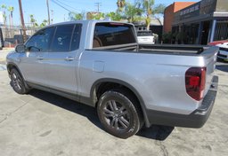 2019 Honda Ridgeline - Thumbnail 7