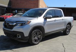 2019 Honda Ridgeline - Thumbnail 3