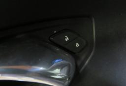 2017 Chevrolet Camaro - Thumbnail 34