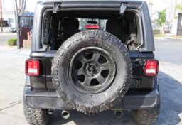 2018 Jeep Wrangler Unlimited - Thumbnail 12