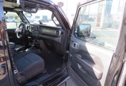 2018 Jeep Wrangler Unlimited - Thumbnail 26