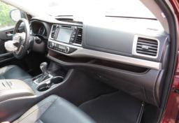 2018 Toyota Highlander - Thumbnail 21