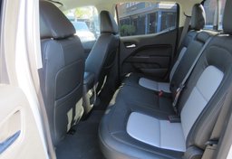 2022 Chevrolet Colorado - Thumbnail 32