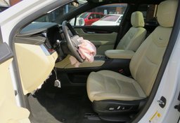 2018 Cadillac XT5 - Thumbnail 25