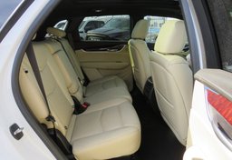 2018 Cadillac XT5 - Thumbnail 32