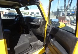 2015 Jeep Wrangler - Thumbnail 20