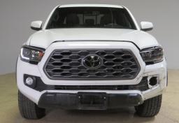 2022 Toyota Tacoma - Thumbnail 11