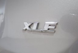 2015 Toyota RAV4 - Thumbnail 21