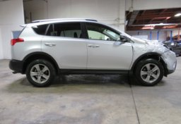 2015 Toyota RAV4 - Thumbnail 18