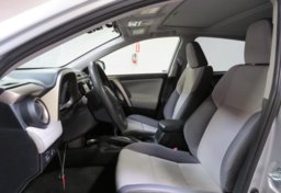 2015 Toyota RAV4 - Thumbnail 32