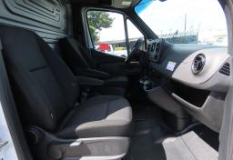 2023 Mercedes-Benz Sprinter - Thumbnail 24