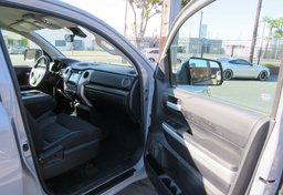 2019 Toyota Tundra - Thumbnail 19