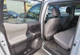 2021 Toyota Tacoma 4WD - Thumbnail 22