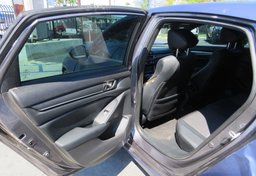 2018 Honda Accord Sedan - Thumbnail 23