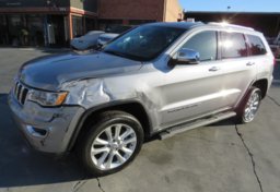 2017 Jeep Grand Cherokee - Thumbnail 2