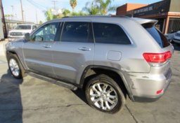 2017 Jeep Grand Cherokee - Thumbnail 6