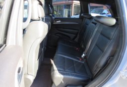 2017 Jeep Grand Cherokee - Thumbnail 30