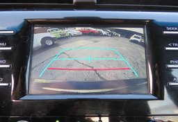 2018 Toyota Camry - Thumbnail 32