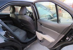 2018 Toyota Camry - Thumbnail 22