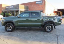 2021 Toyota Tacoma 4WD - Thumbnail 5