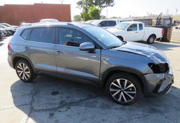 2022 Volkswagen Taos - Thumbnail 2