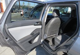 2022 Volkswagen Taos - Thumbnail 26