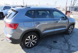 2022 Volkswagen Taos - Thumbnail 10