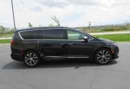 2018 Chrysler Pacifica - Thumbnail 11