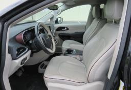 2018 Chrysler Pacifica - Thumbnail 25