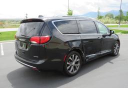 2018 Chrysler Pacifica - Thumbnail 5