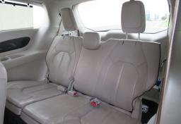 2018 Chrysler Pacifica - Thumbnail 32