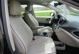 2018 Chrysler Pacifica - Thumbnail 23