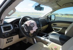 2018 Nissan Titan XD - Thumbnail 20