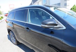 2017 Toyota Highlander - Thumbnail 13