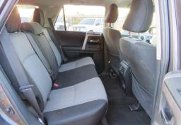 2022 Toyota 4Runner - Thumbnail 30