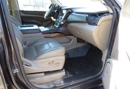 2015 Chevrolet Suburban - Thumbnail 16