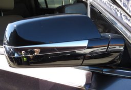 2015 Chevrolet Suburban - Thumbnail 27