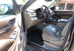 2015 Chevrolet Suburban - Thumbnail 11