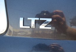 2015 Chevrolet Suburban - Thumbnail 34