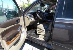 2015 Chevrolet Suburban - Thumbnail 21