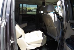 2015 Chevrolet Suburban - Thumbnail 14