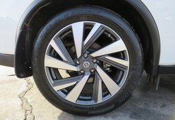 2018 Nissan Murano - Thumbnail 17