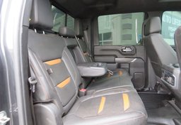 2020 GMC Sierra 2500HD - Thumbnail 29